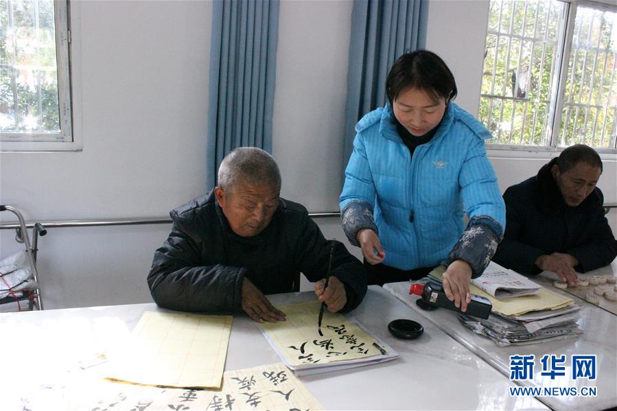 （在習近平新時代中國特色社會主義思想指引下——新時代新作為新篇章·總書記關切脫貧事·圖文互動）（3）醫(yī)療扶貧，照亮貧困家庭的明天